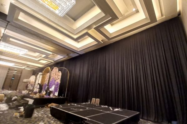 Backdrop-Kain-Hitam Backdrop-Kain-Hitam