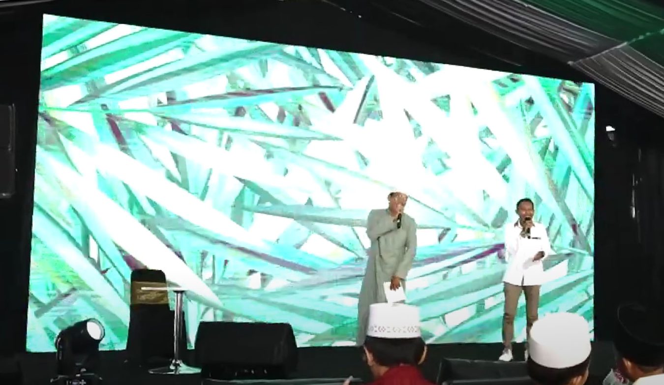 LED Screen (2)